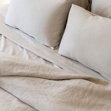 Load image into Gallery viewer, French Linen Sheet Set ( White & Oatmeal)