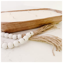 Load image into Gallery viewer, Tassel Prayer beads - White &amp; Jute
