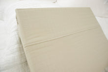 Load image into Gallery viewer, Bamboo/Cotton Sheet Set
