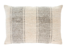 Load image into Gallery viewer, Serena Slub Pillow
